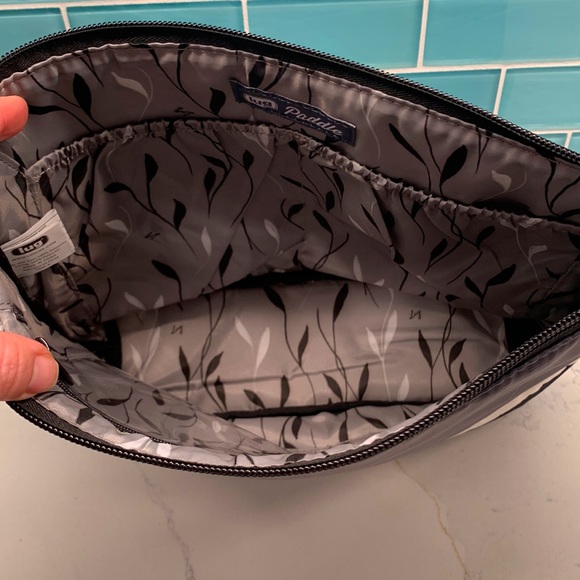 Lug Paddle Travel Pouch Large - Picture 7 of 10